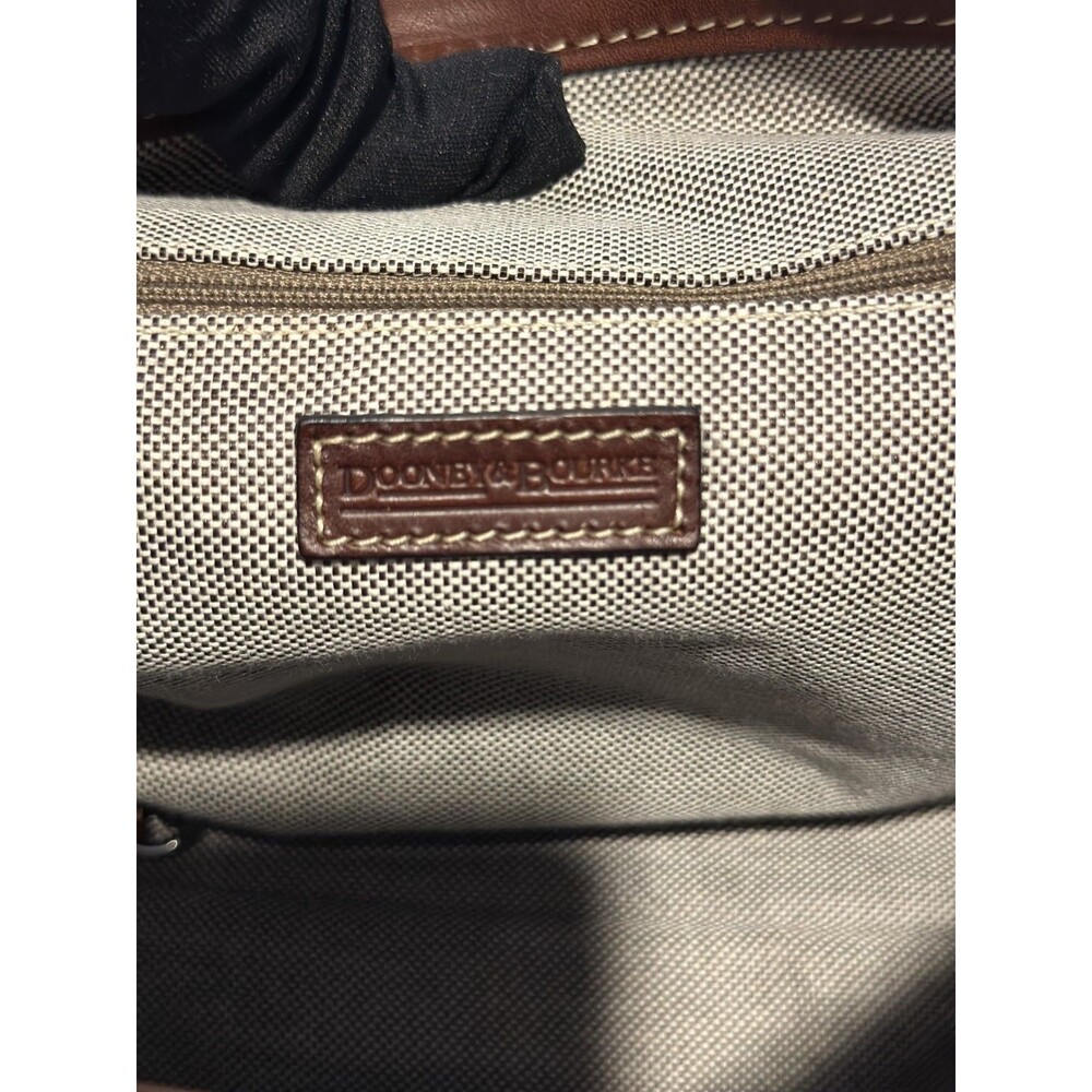 Dooney & Bourke Signature Double Pocket Satchel Bag NWT Green Wristlet Keychain - Picture 12 of 16